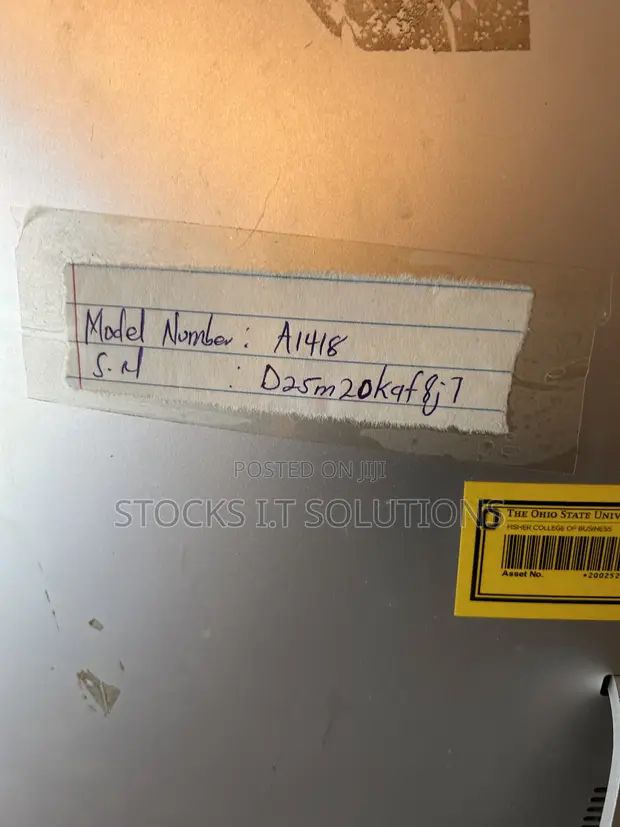 Apple iMac 21.5-Inch Desktop Computer - 1