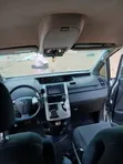 Toyota Voxy 2011 Silver - 3