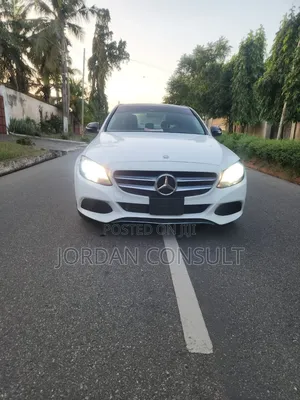 Mercedes-Benz C300 2017 White