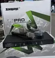 Shure BS-480 Professional Wireless Microphone System - 1