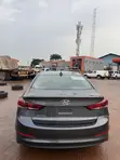 Hyundai Elantra 2018 Gray - 2