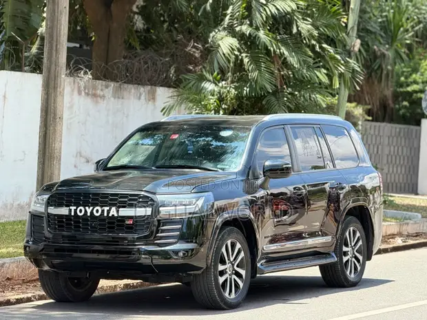 Toyota Land Cruiser 4.0 V6 GXR 2018 Black - 1
