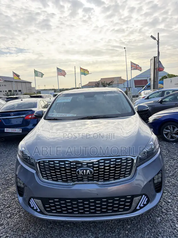 Kia Sorento 2.4L L FWD 2020 Gray - 1