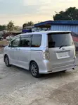Toyota Voxy X L Edition 2WD 8-Seater 2012 Silver - 1