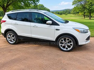 Ford Escape Titanium 2014 White