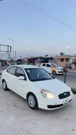 Hyundai Accent 2010 - Off White - 3