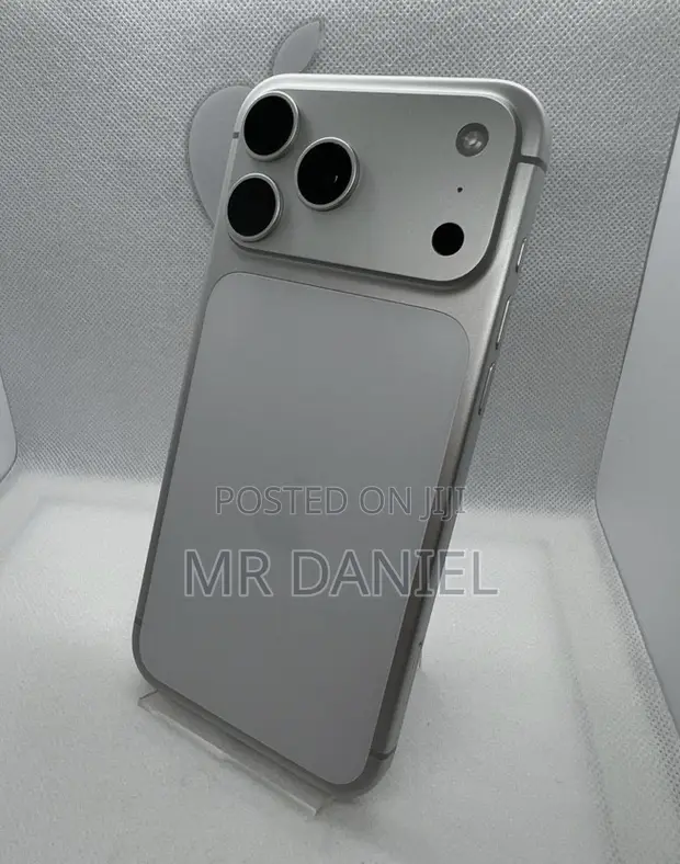 New Apple iPhone 17 Pro Max 1TB Silver - 1