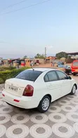 Hyundai Accent GLS Automatic 2010 White - 5