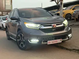 Honda CR-V Touring AWD 2018 Gray