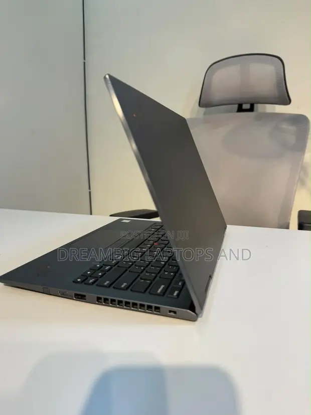 Lenovo ThinkPad X1 Yoga - 16GB RAM, 1TB SSD, Core i7 - 1