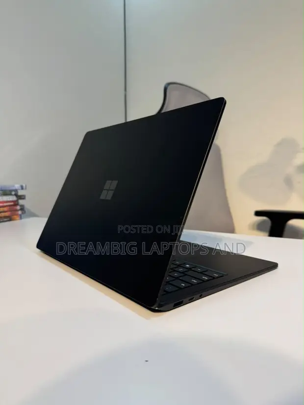 Microsoft Surface Laptop 3 - 16GB RAM, 512GB SSD, Intel Core i7 - 1