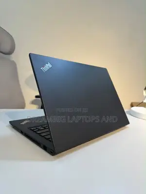 Lenovo ThinkPad T495s Laptop