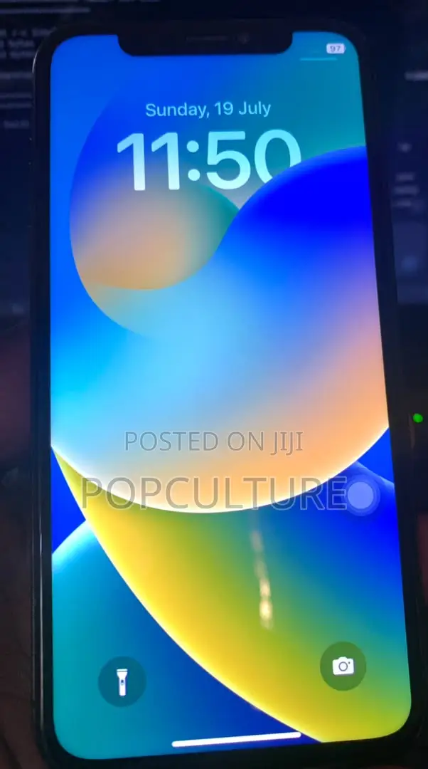Apple iPhone X 64GB Black - 1