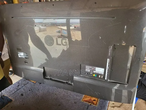 LG 50-Inch Smart TV - 1
