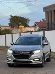Honda HR-V Touring AWD 2019 Silver - 2