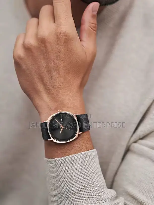 Tomi Men's Minimalist Calendar Leather Casual Quartz Watch - 1