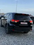 Toyota Highlander LE 2019 Black - 1