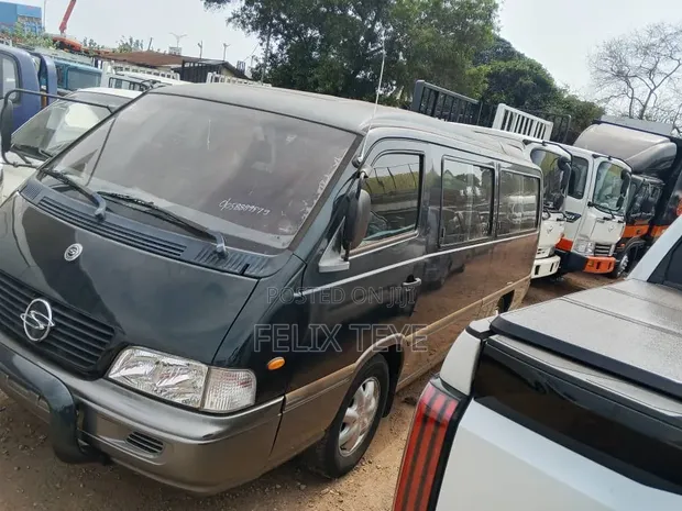 2010 Bus - Foreign Used - 1