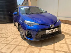 2015 Toyota Corolla LE Sedan