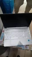 New HP 15 Laptop: Intel Core i3, 8GB RAM, 512GB SSD - 4