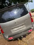 Hyundai Starex 2010 Grey Family Van - 3