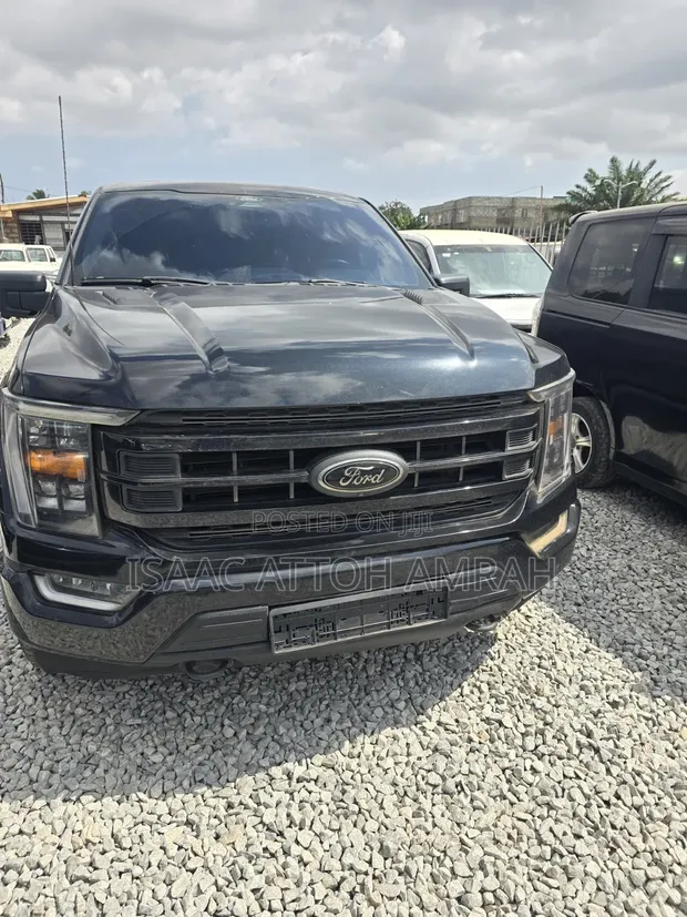 Ford F-150 XLT 2022 Black - 1
