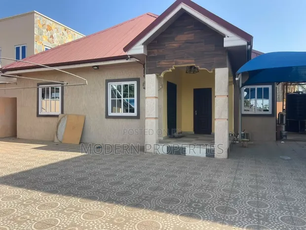 3 Bedroom House for Rent in Baatsona Total, Spintex - 1