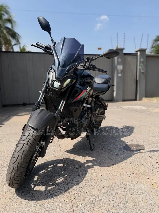 2022 Yamaha MT-07 Blue - 1