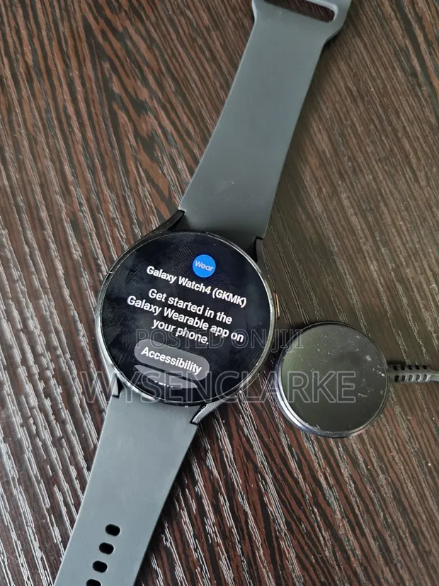 USA Used Samsung Galaxy Watch 4 44mm Black - 1