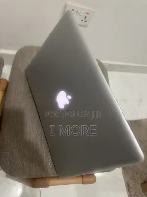 Apple MacBook Pro 2012 8GB RAM 1TB HDD
