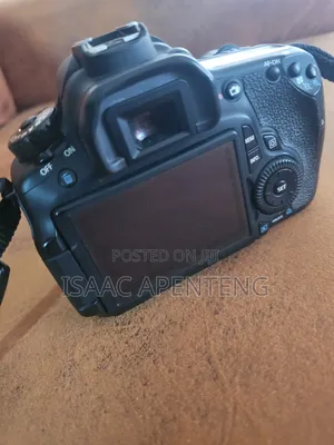 Canon EOS 60D DSLR Camera