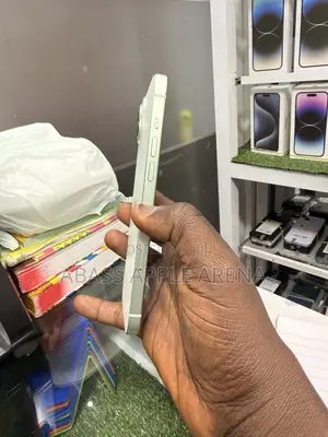 New Apple iPhone 15 Plus 128GB Green