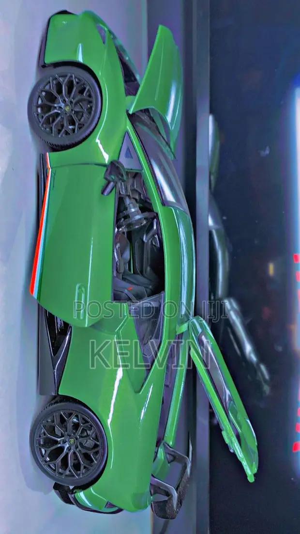 Mini Realistic Metal Cars - 1