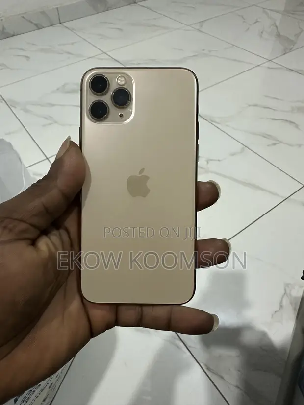 Apple iPhone 11 Pro 64GB Gold - 1