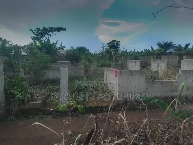 3 Bedroom Uncompleted House for Sale in Safo Kwabre East - 1