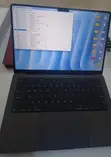 Apple MacBook Pro 14" M5 512GB SSD 16GB RAM - 3