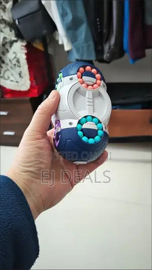 Eight UFO Space Puzzle Fidget Toy