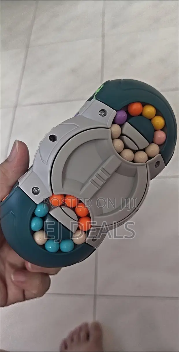 3D Eight Sided UFO Rotating Puzzle - 1