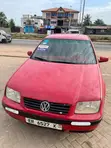 Volkswagen Jetta 2000 Red - 2