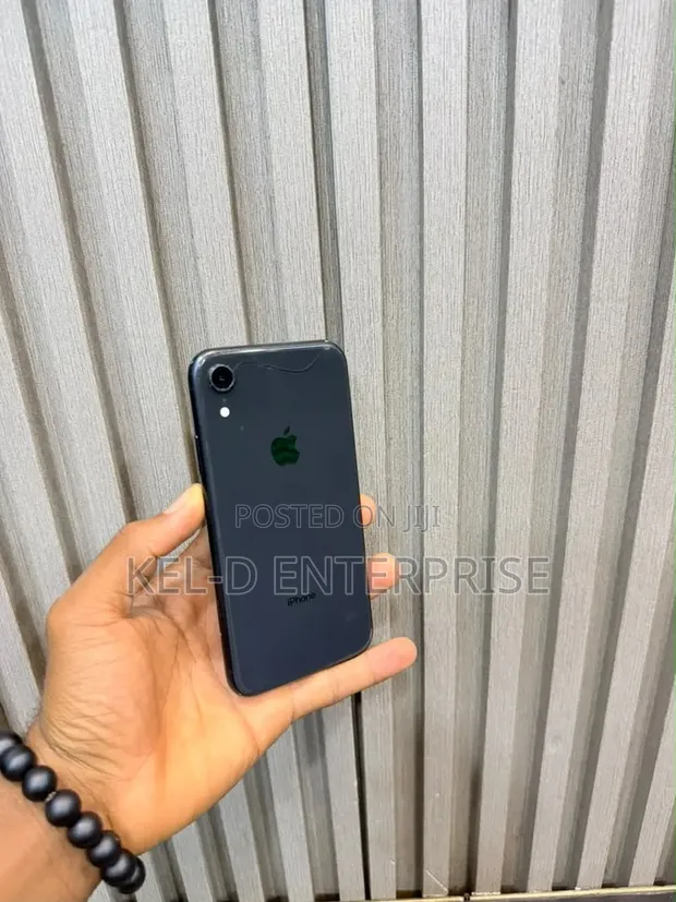 Apple iPhone XR 64GB - UK Used - 1