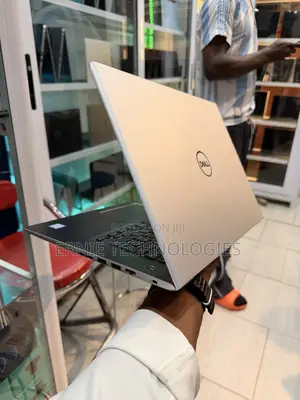 Dell Vostro 14 5471 Laptop - Core i5, 16GB RAM, 256GB SSD