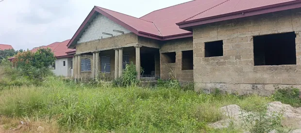 7 Bedroom House for Sale in Kumasi Metropolitan - 1