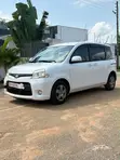 Toyota Sienta 1.5 FWD 2015 White - 2