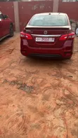 Nissan Sentra SL 2017 Red - 3