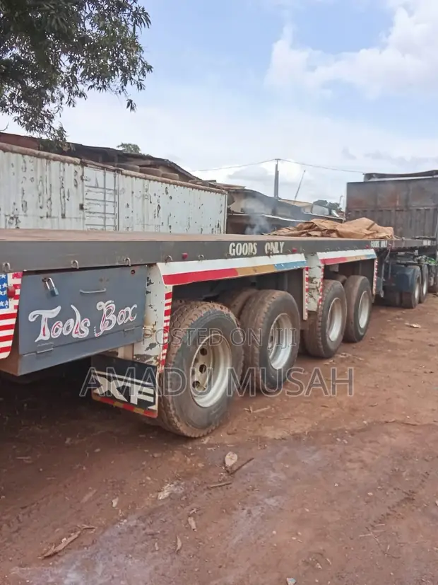 DAF XF Truck 2012 Silver - 1