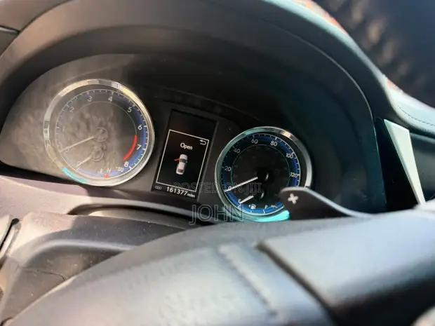 Toyota Corolla SE 2019 Gray - 1