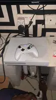 Xbox One S 1TB White - 2 Controllers + Games - 2
