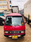 Nissan Caravan (Urvan) 1989 Red - 4
