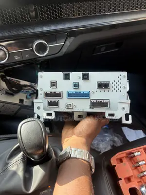 Honda CR-V OEM Stereo 2023-2026