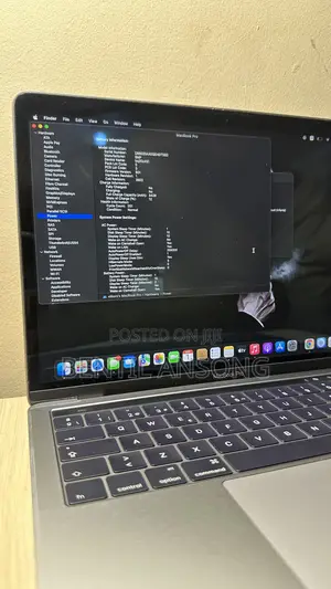 Apple MacBook Pro 13" (2016) i5 8GB RAM 512GB SSD